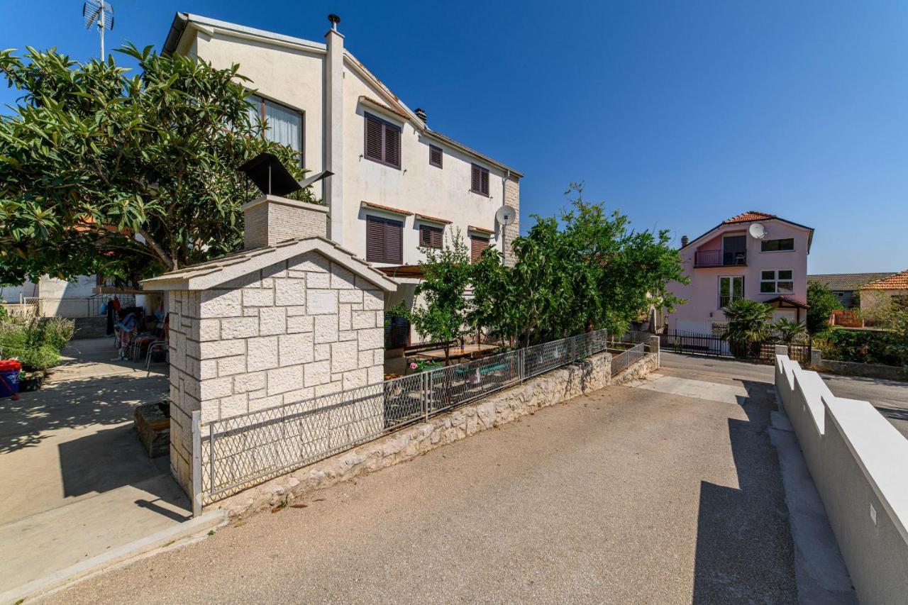 Apartman Maslina Шибеник Екстер'єр фото