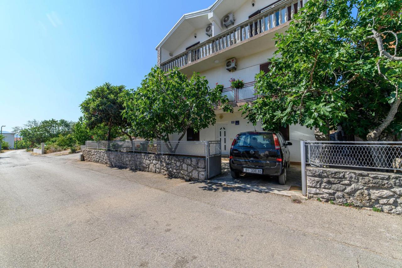 Apartman Maslina Шибеник Екстер'єр фото